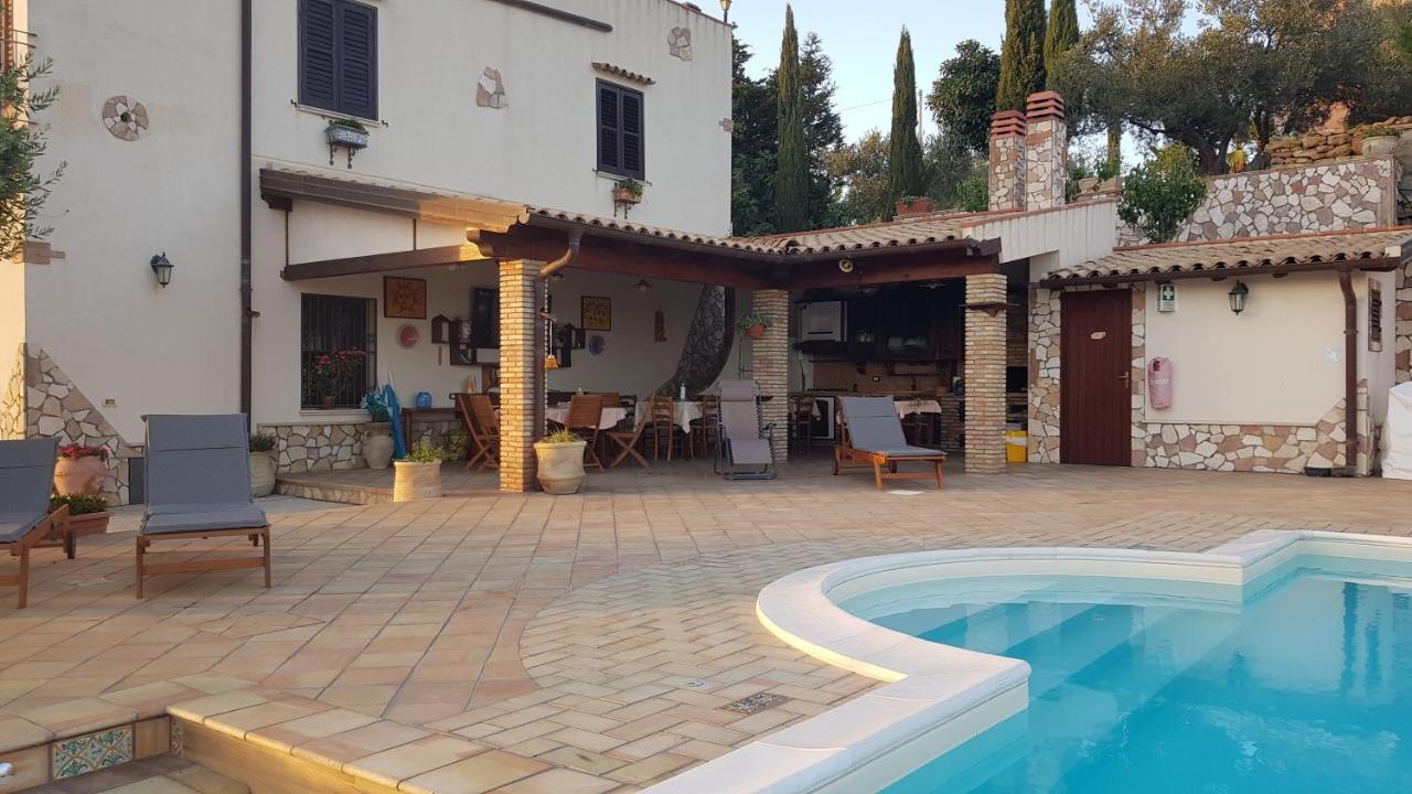 B&B A Robba De Pupi Agrigento Exterior foto